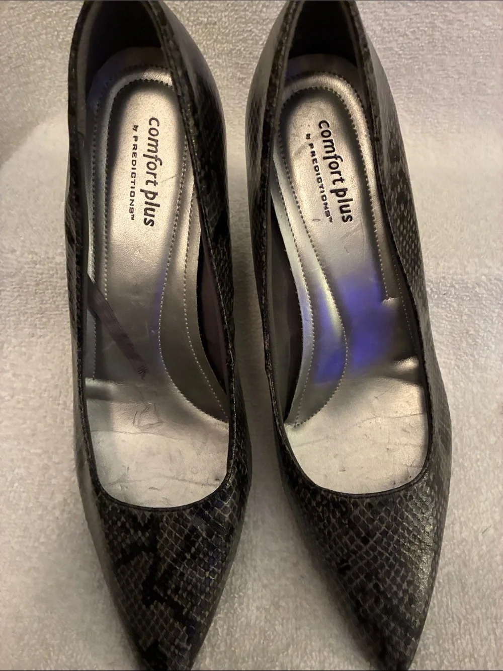 Comfort plus Classic Pointed-Toe Snake Print Pumps - Black